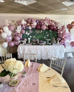 purple balloon arch
