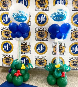 band banquet balloon columns