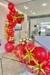 grand opening balloon decor